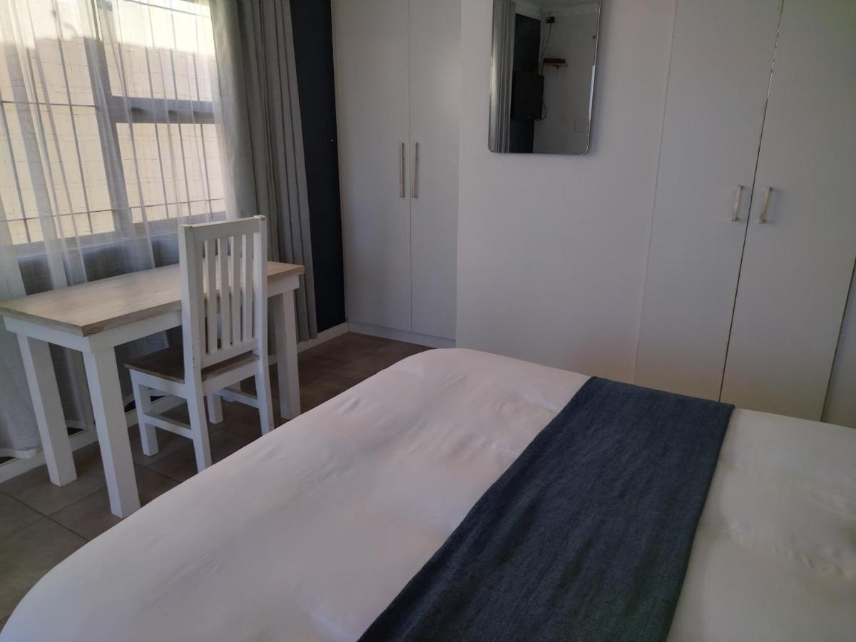 Mavi Guest House East London Luaran gambar
